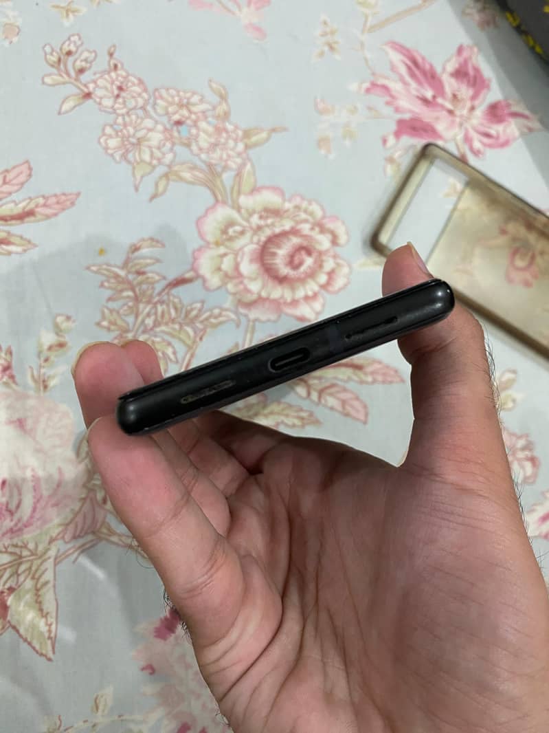 Google Pixel 6 5