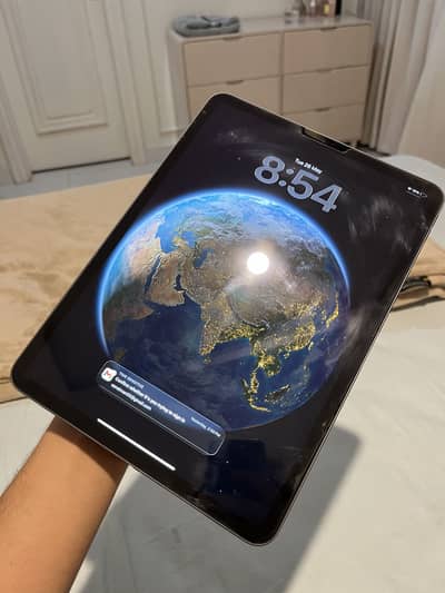 Apple iPad Pro 3rd Generation (11 inch) | 256gb | wifi