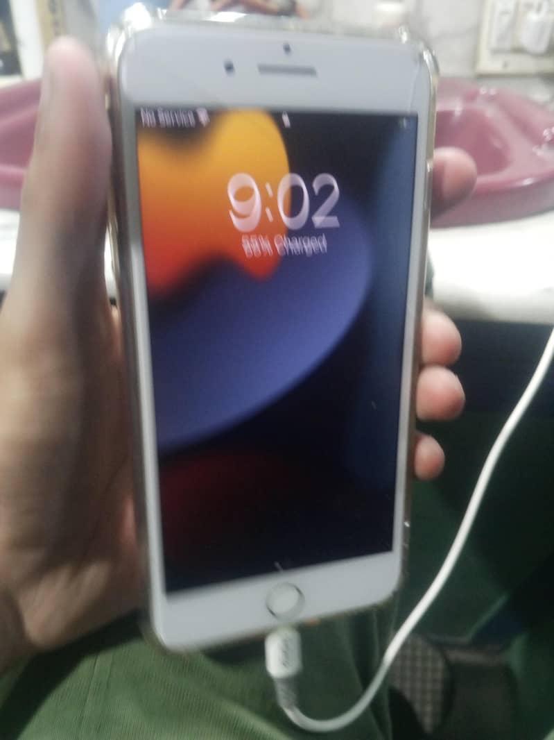 Apple iPhone 7 Plus 4