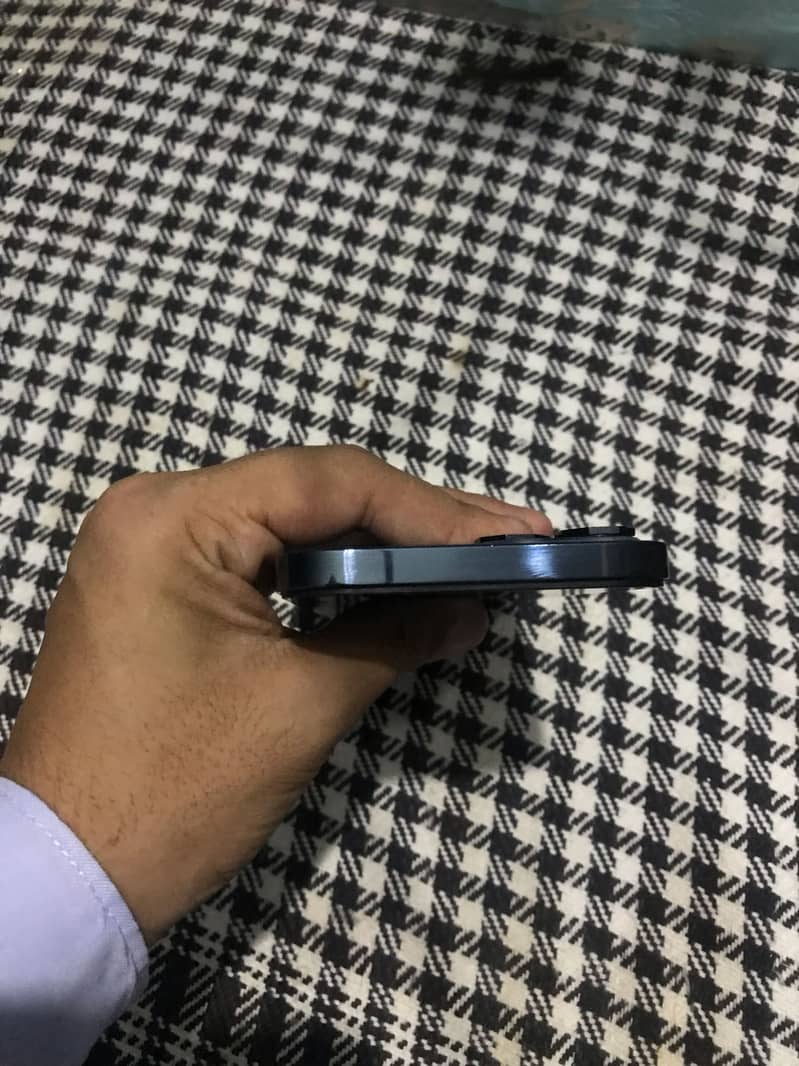 iPhone 12pro max 6