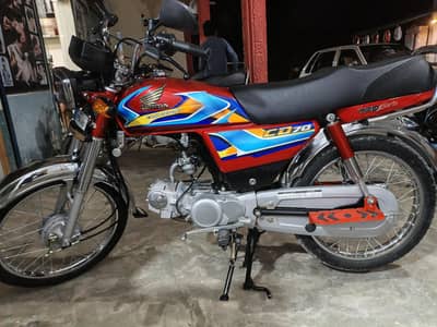 Honda CD 70 bike