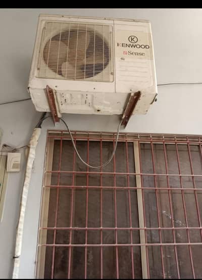 Ac 2tun kanwook floor standing condiiction 10/8