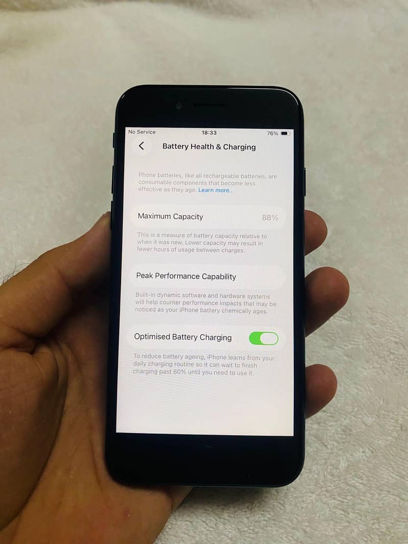 I phone SE3 Non PTA (MDM) with fast charger 2