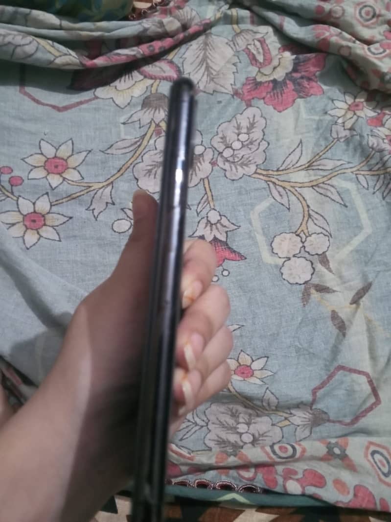 iPhone X 1