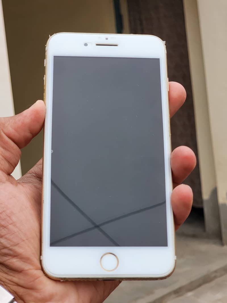 Apple iPhone 7 Plus 0