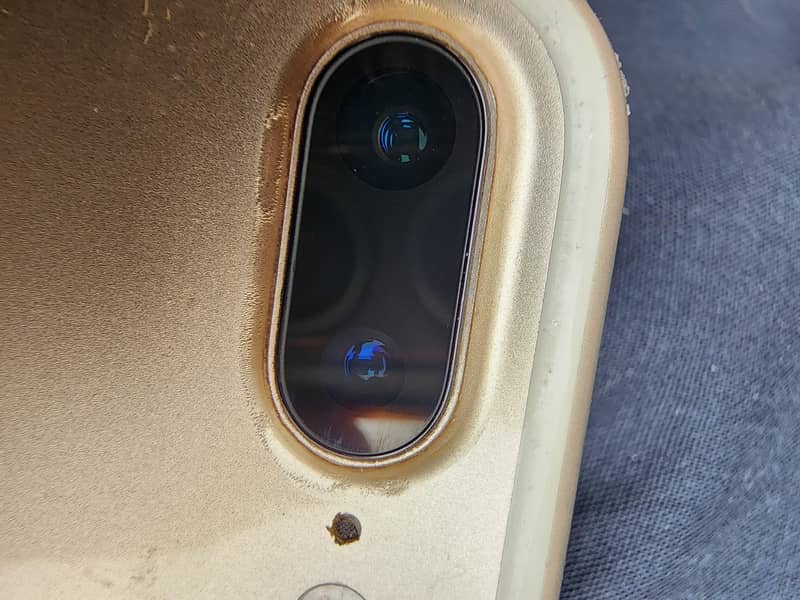 Apple iPhone 7 Plus 8