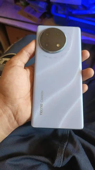 im selling my mobile phon