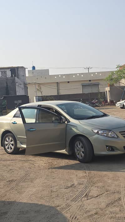toyota corolla altis crusetronic 1.8