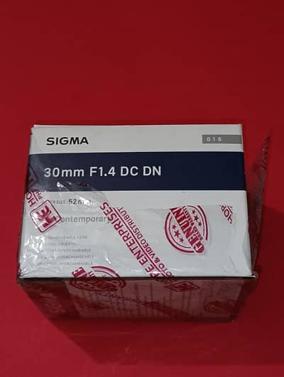 sigma 30mm F1.4 DC DN sony E mount lens for sale
