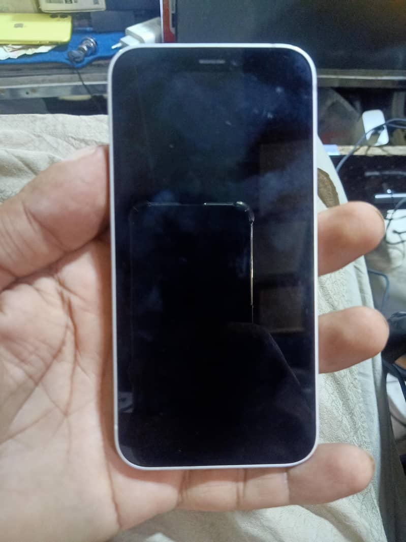 iphone 12 mini 1