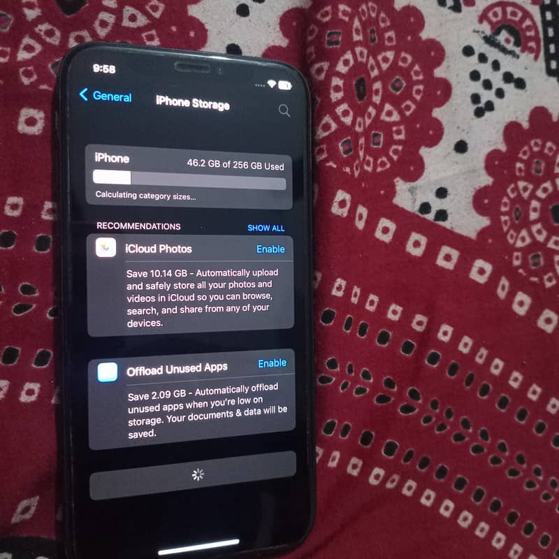 Apple iPhone X 4
