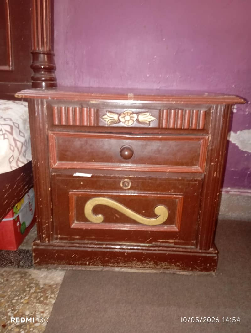 Dressing table with 2 side tables 0