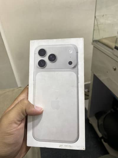 iPhone 17 Pro Max jv