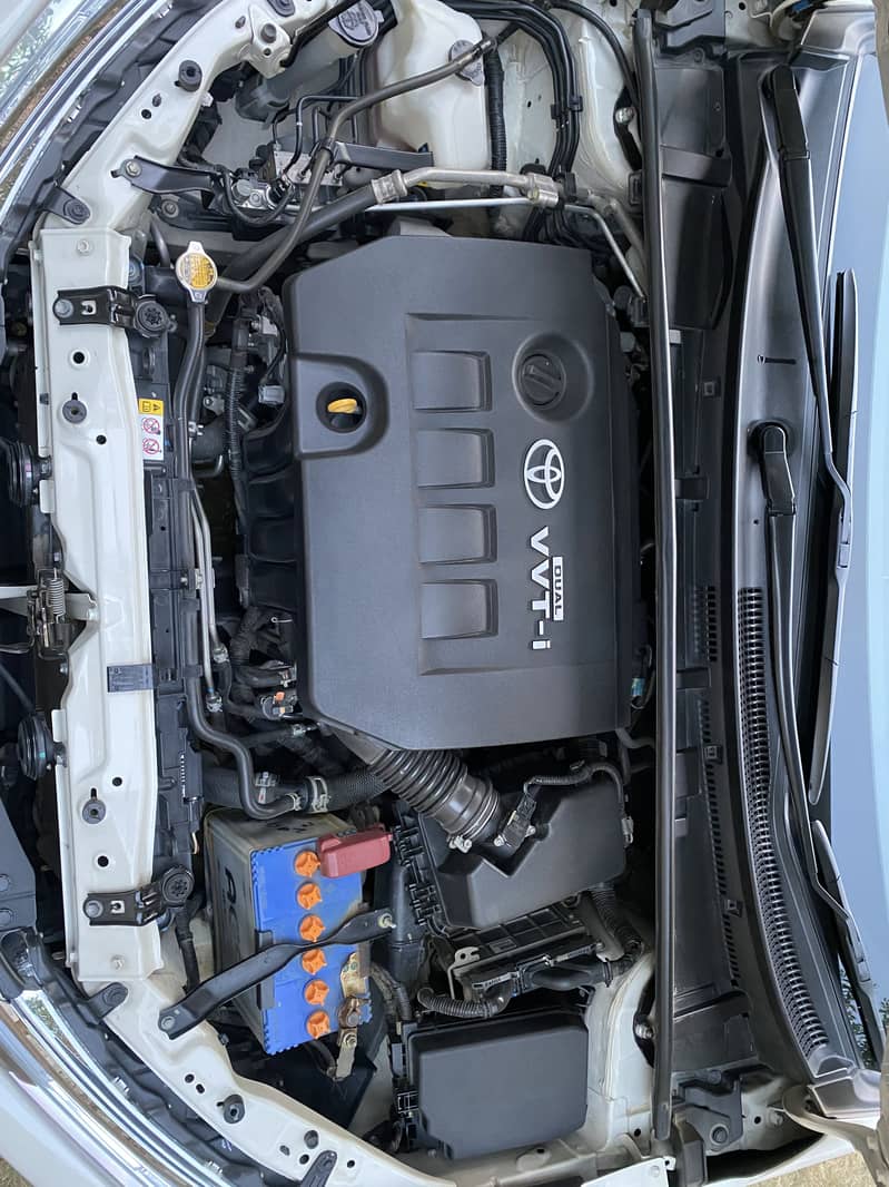 Corolla altis 11