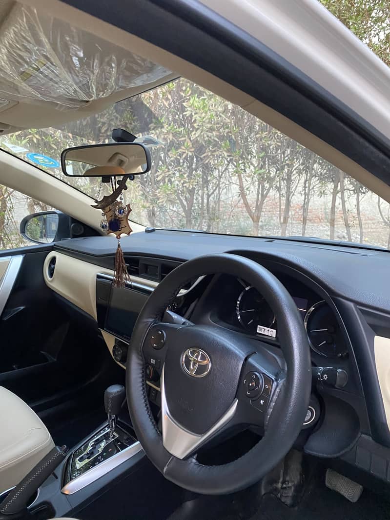 Corolla altis 13