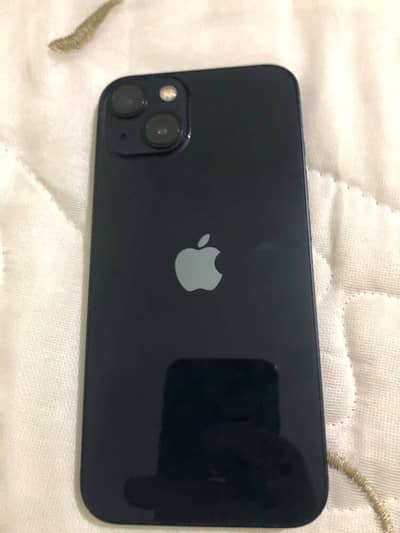 Apple iPhone 13