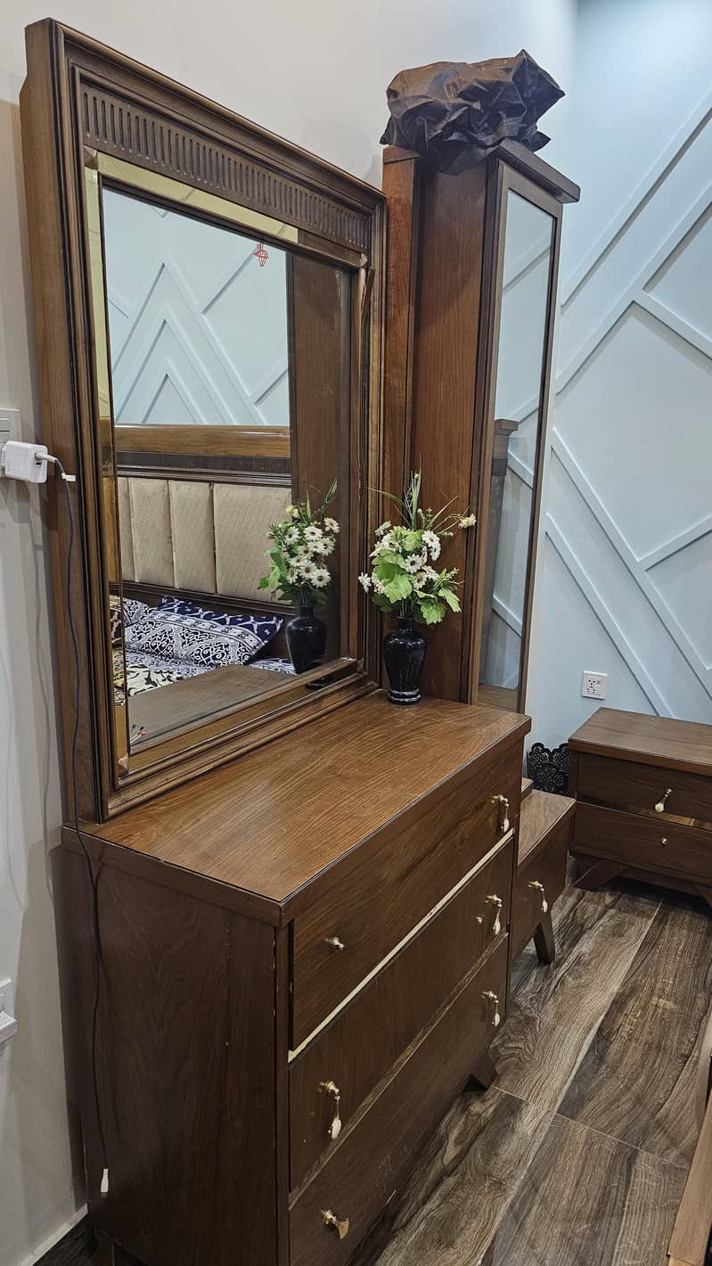 Dressing Tables 0