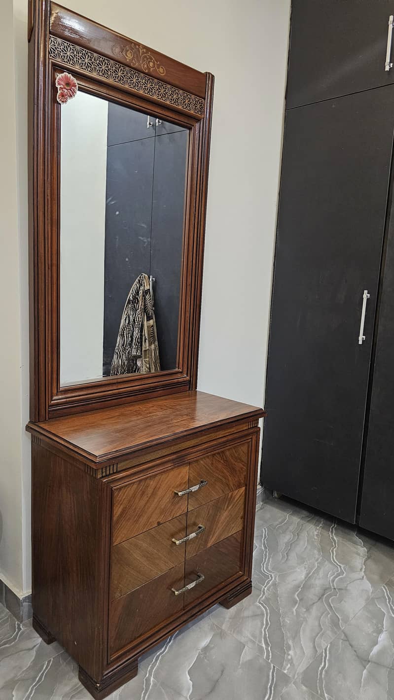 Dressing Tables 6