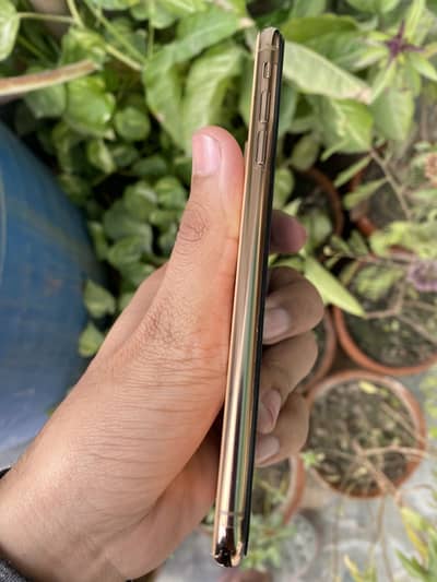 Iphone xsmax 256 GB 0301//45–18::43//7
