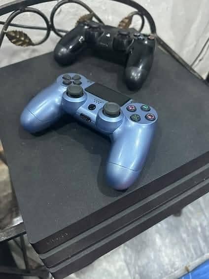 ps 4 pro 1