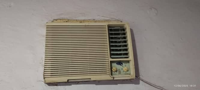 window ac 0.75 9000btu chill colling 03214186610