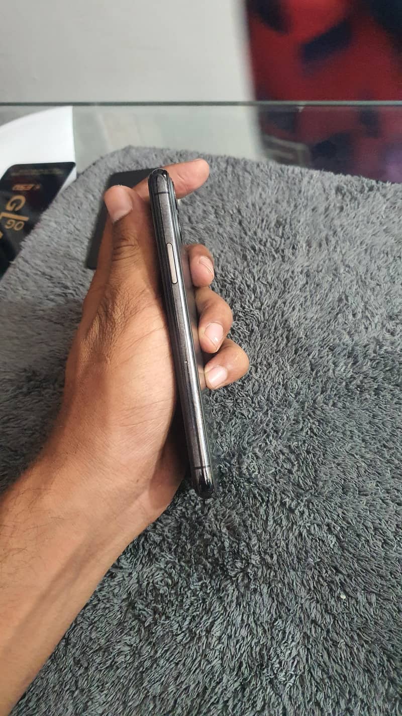iPhone 11 pro 2