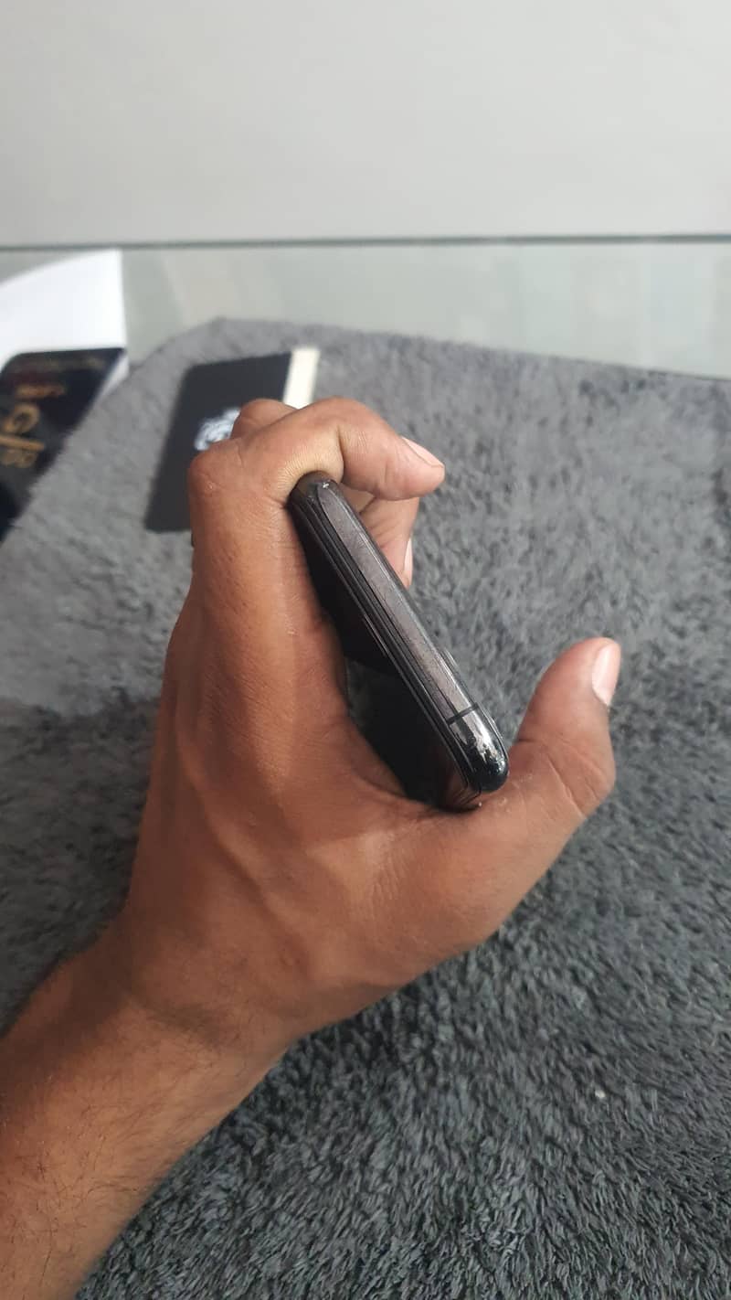 iPhone 11 pro 3
