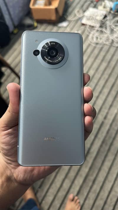 Aquos r7