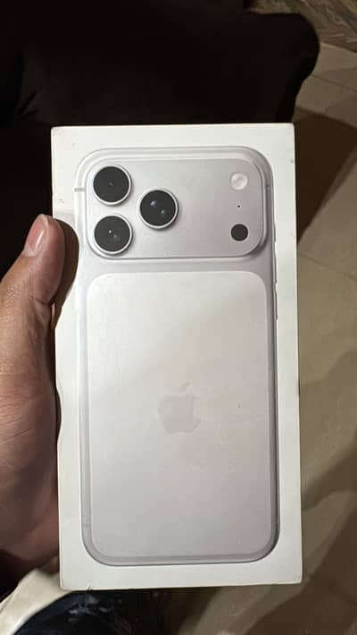 Iphone 17 promax 1TB jv box pack