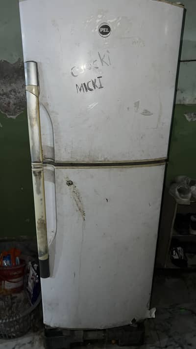 pel fridge for sale in good condition urgent sale price almost final