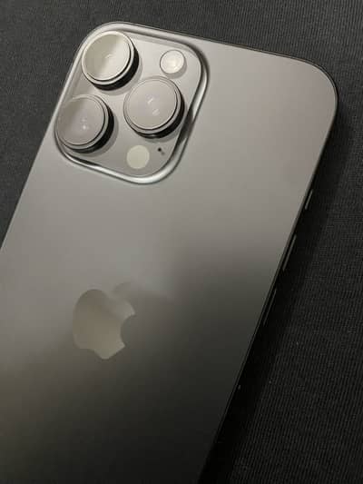 Iphone 16 pro max black
