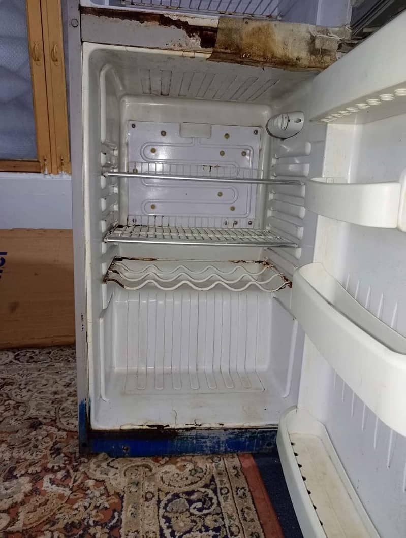 ORIENT FRIDGE 4