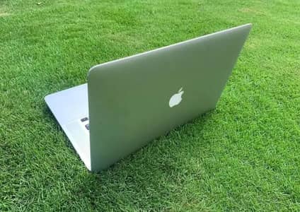 apple Pro m4 max 1TB Whatsapp number 03297043979
