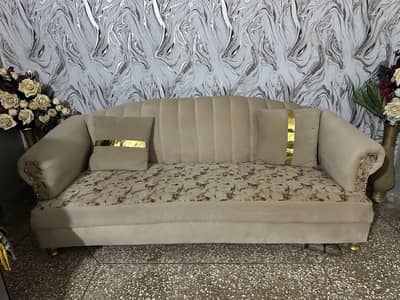 7 sofa seaters new condition