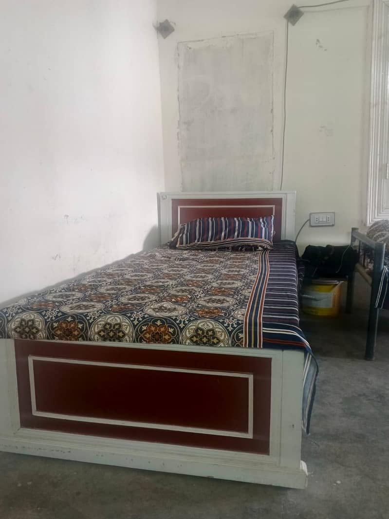 used condition single bed 2
