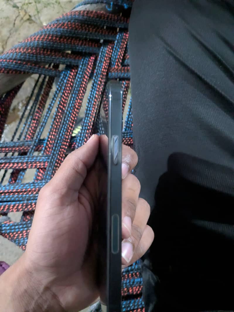 Apple iPhone 12 Pro 2
