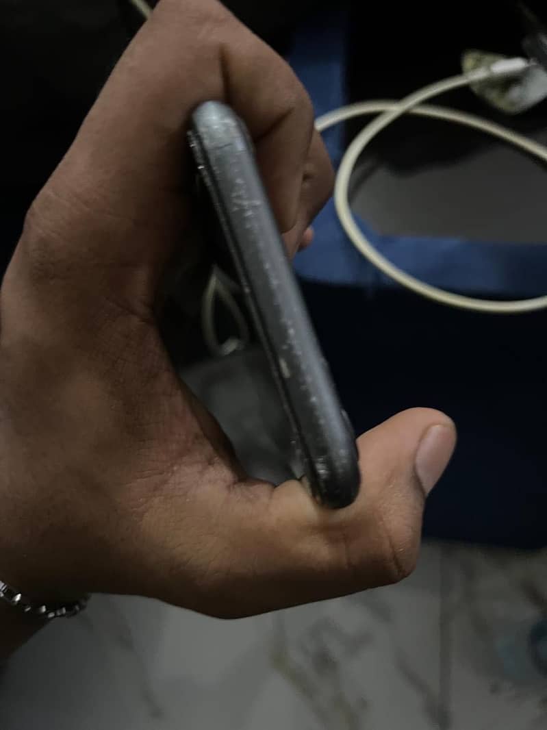 Apple iPhone 11 2