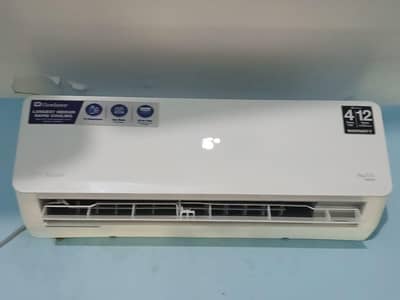 1 ton new dawlance Mega Pro T3 inverter AC 9 days used