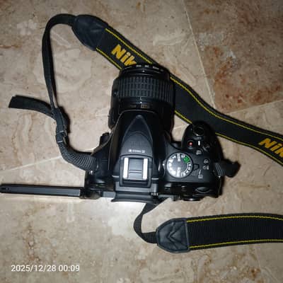 DSLR Camera 10/10 Condition