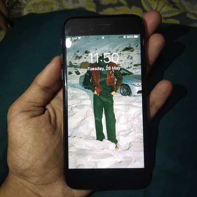Apple iPhone 7