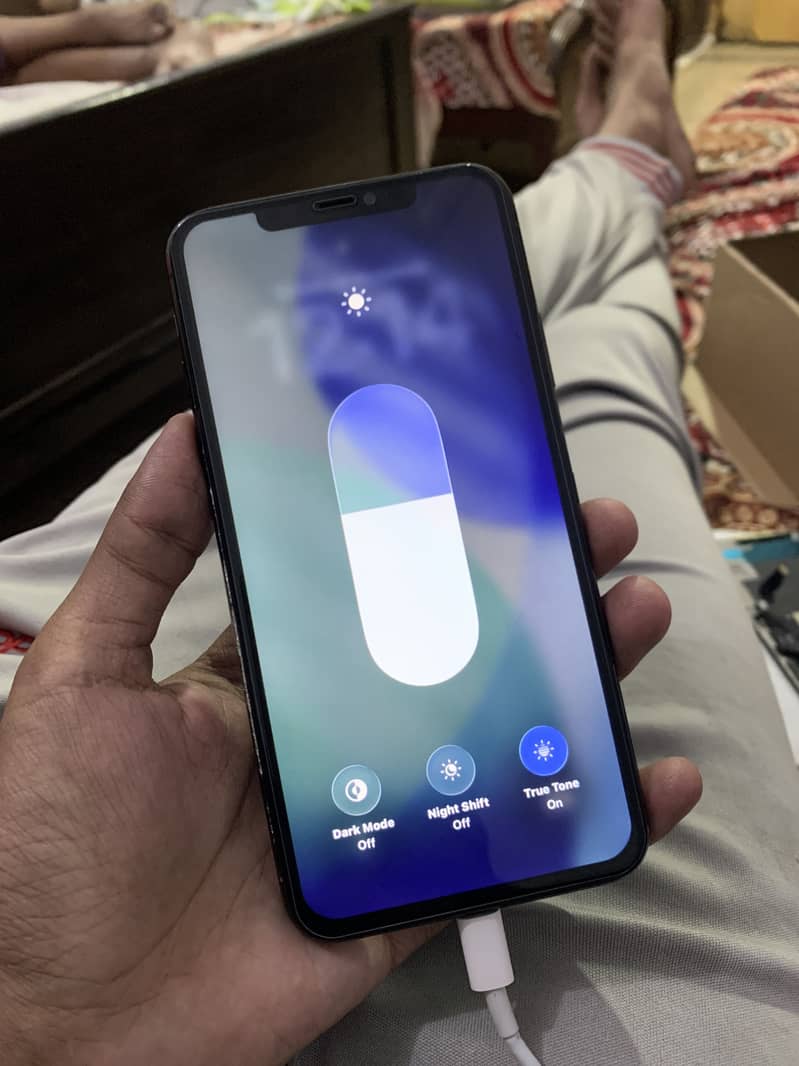 iPhone 11 Pro Max 2