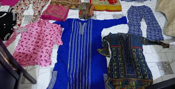 Used 20 Women Clothes Condition Good