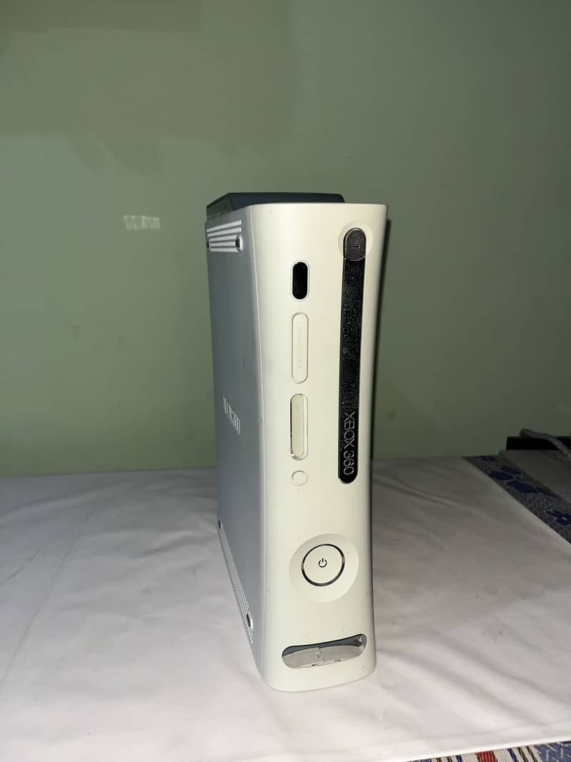 XBOX 360 JAILBROKEN 2 CONTROLLER 0