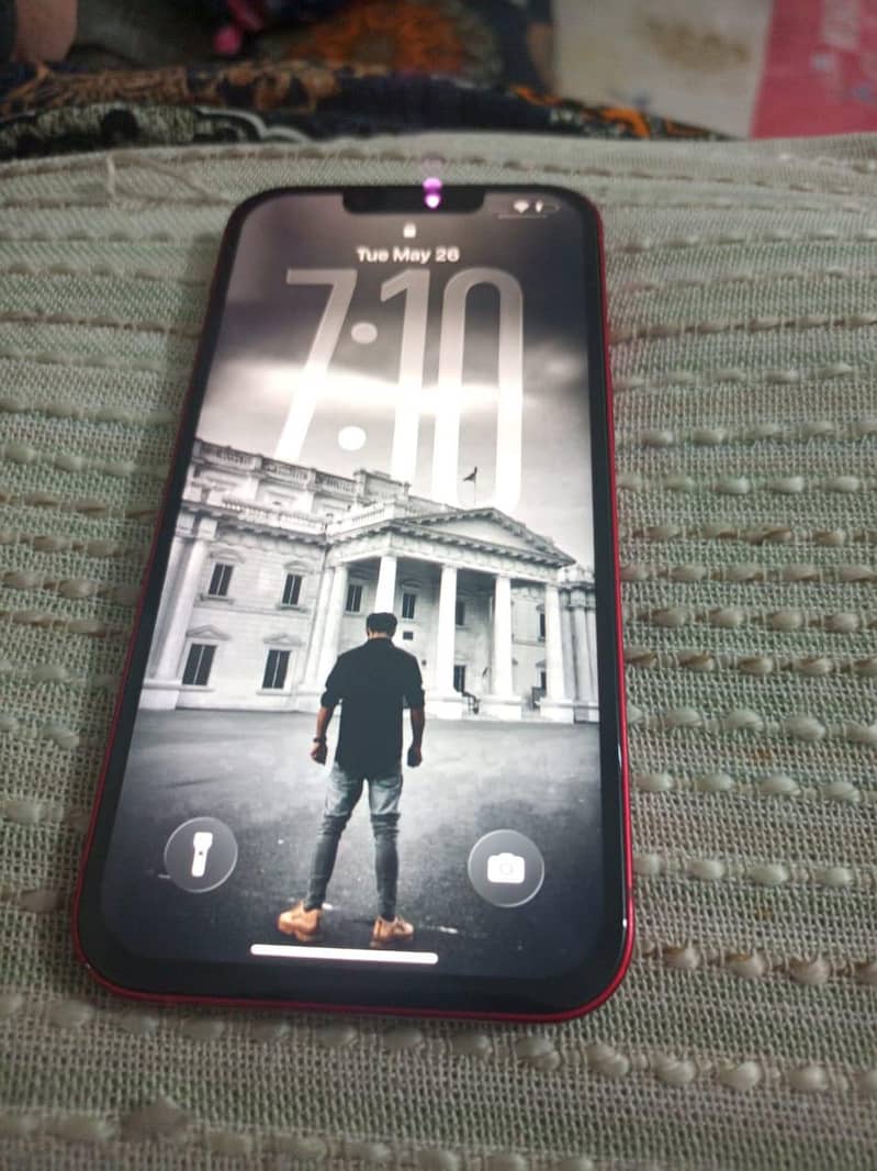 Apple iPhone 13 2