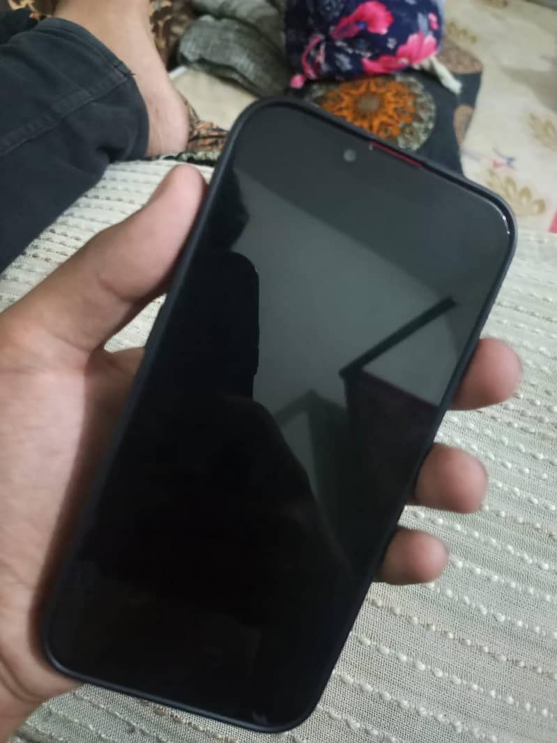 Apple iPhone 13 3