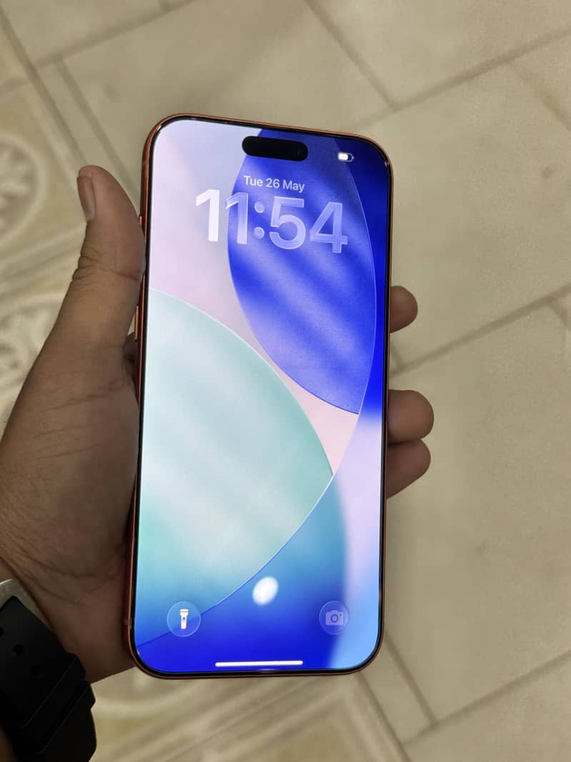 Iphone 17 pro max 1