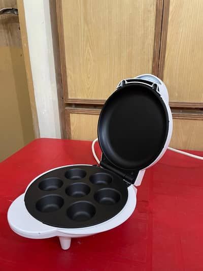 Delta Electric Cup Cake  Maker, Imported