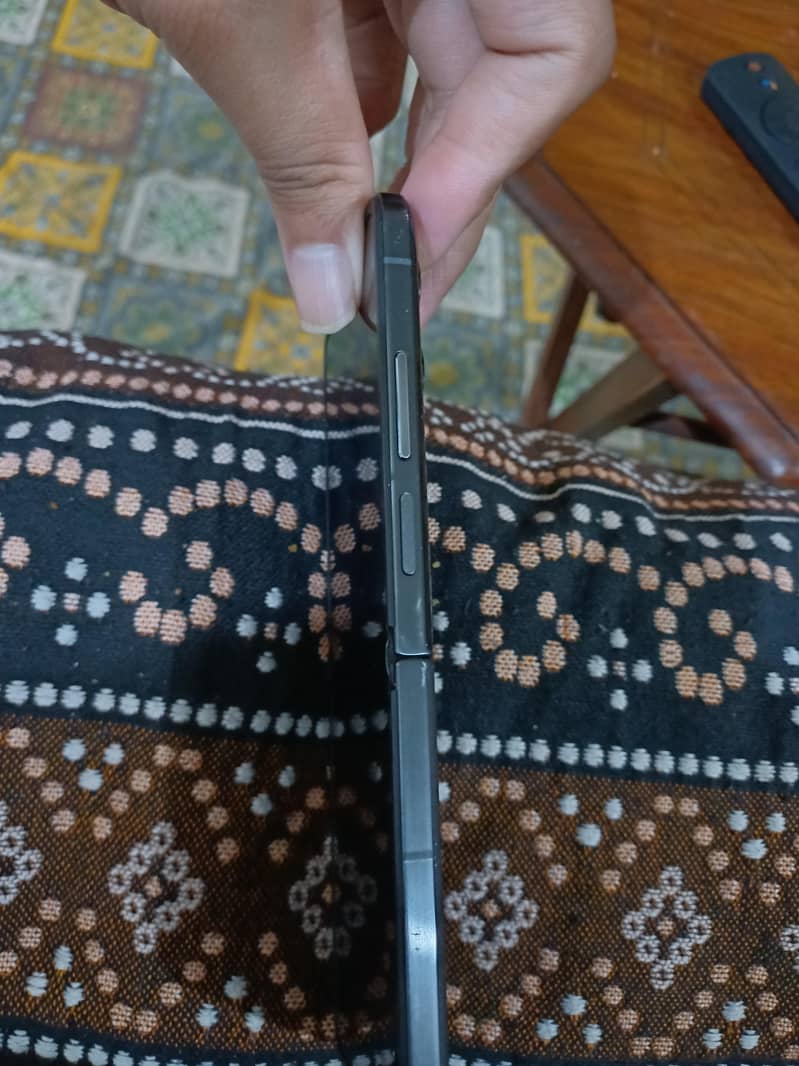 Infinix Zero Flip 5