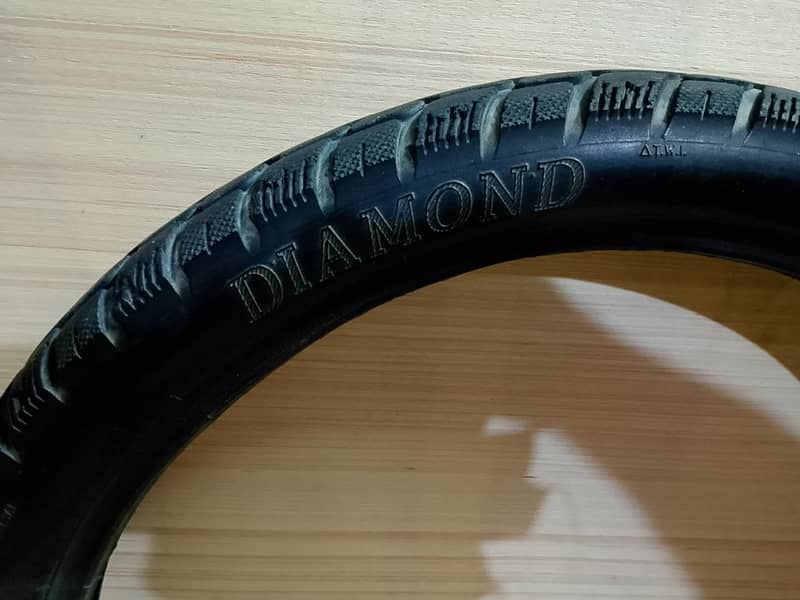 70 cc back Tyre 1
