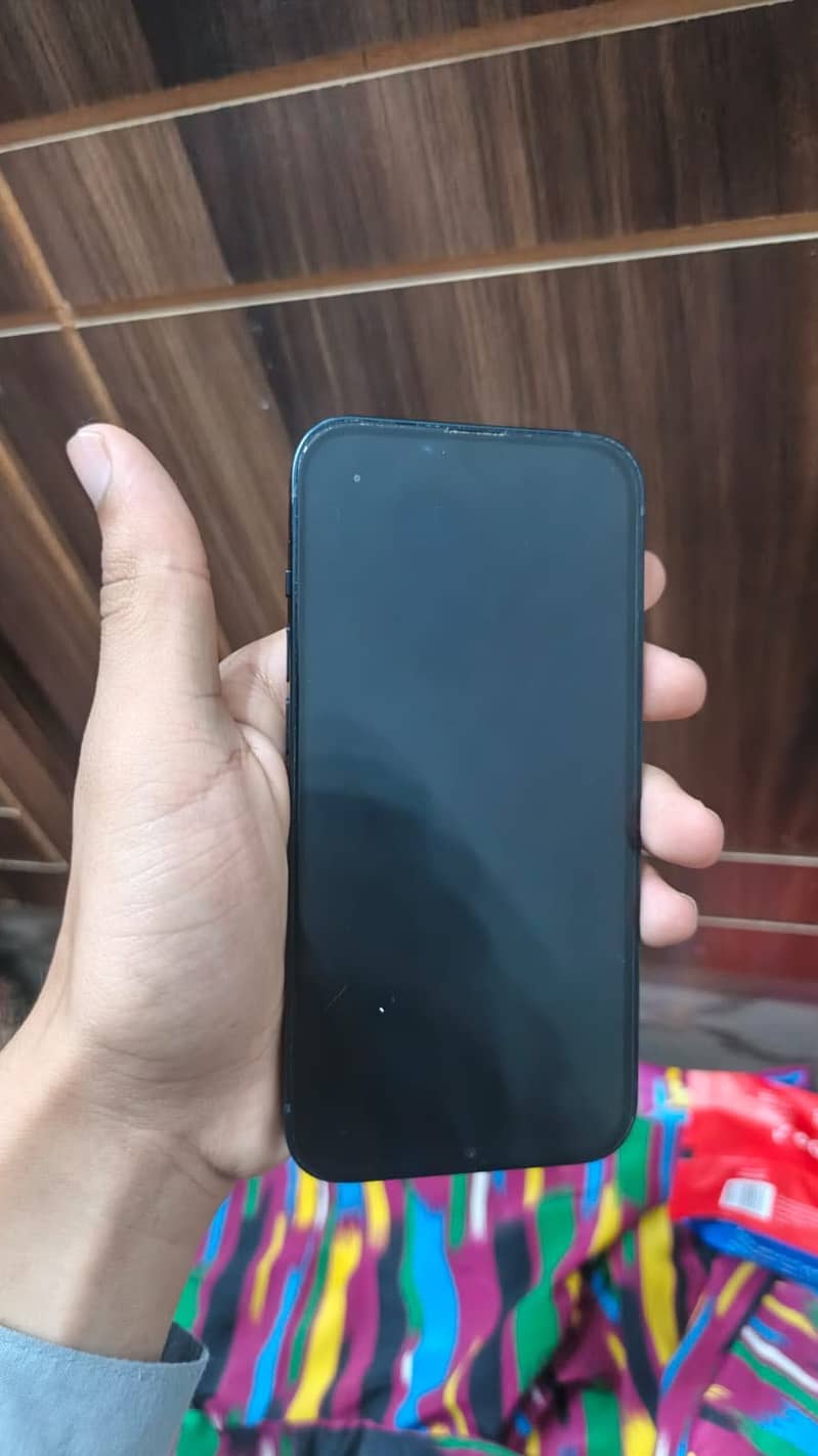 Apple iPhone 13 1